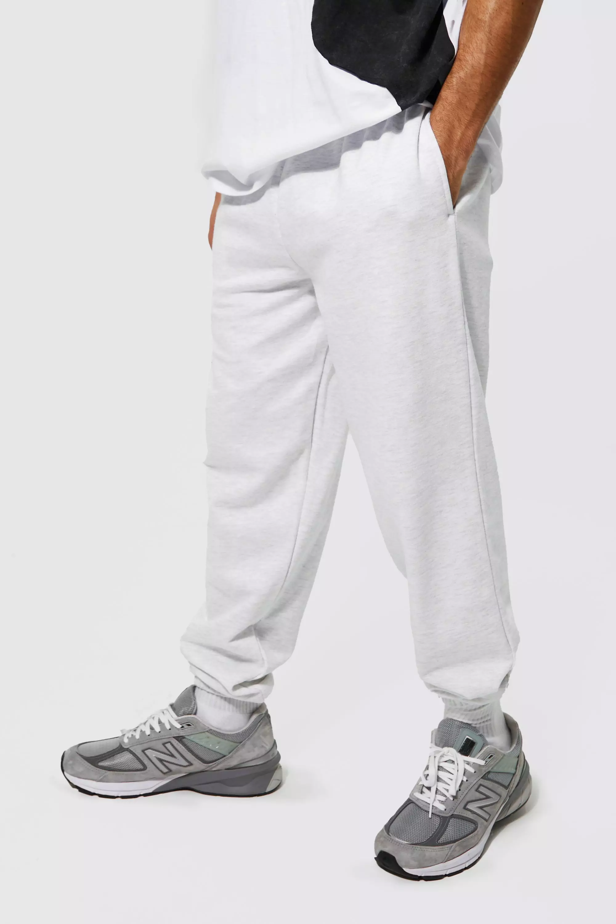 Basic loose best sale fit jogger